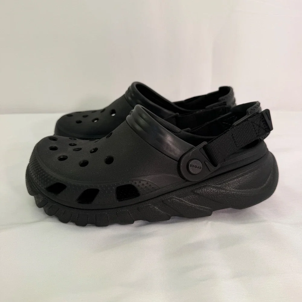 Crocs Echo Clog Black Sporty Streetwear Shoes J6 with 14 Superhero Charms